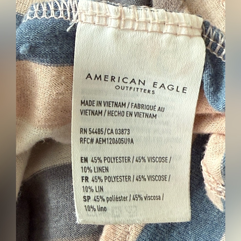 AE Striped Buttoned Top - Picture 4 of 4